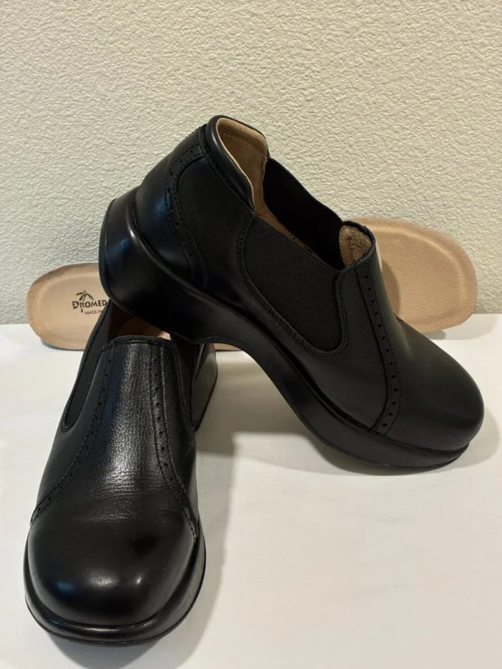 Dromedaris Falcon Black Leather Rocker Sole Loafer Women 10.5/11 EUC
